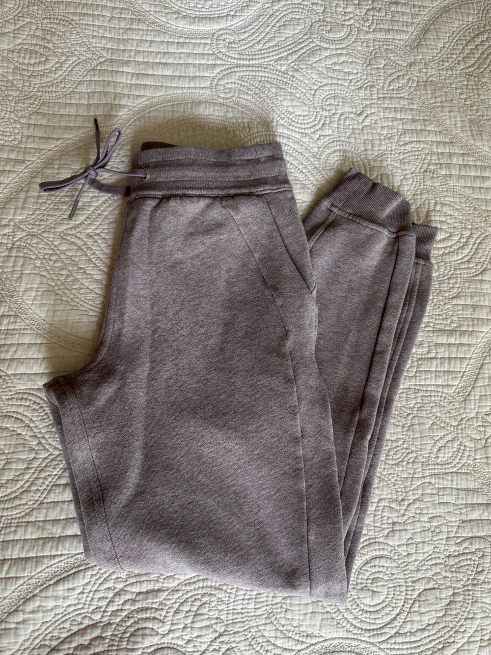 Lululemon joggers